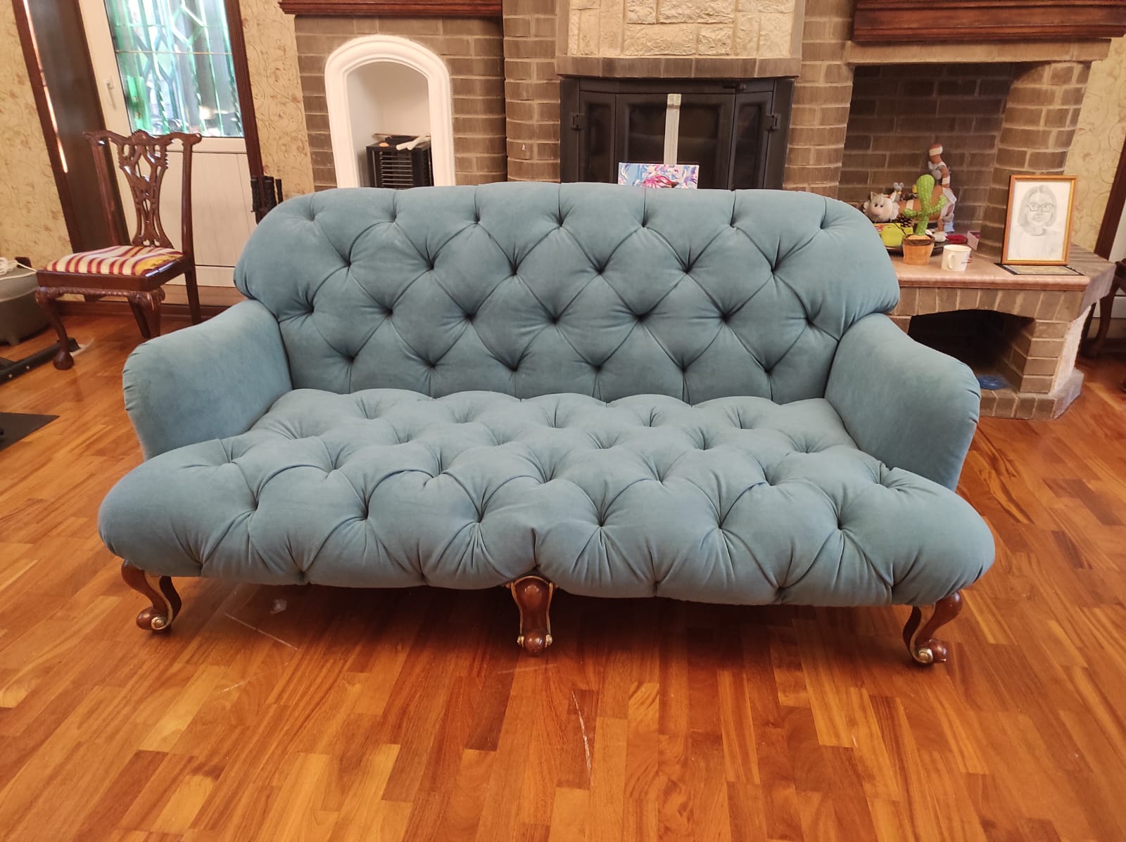 Обивка дивана. Братиславская