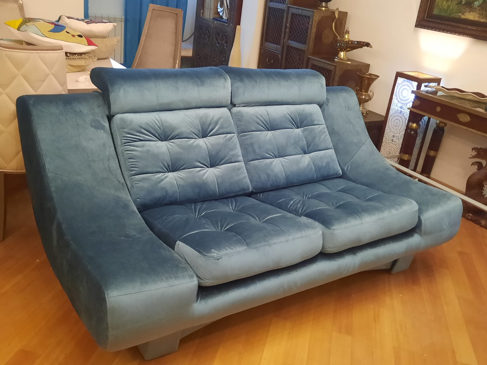 Обивка дивана на дому. Братиславская