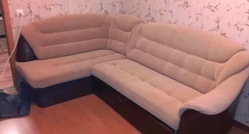 Перетяжка углового дивана. Братиславская
